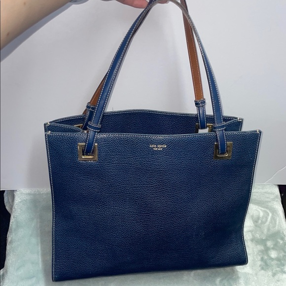 kate spade Handbags - Vintage Kate Spade Leather Tote